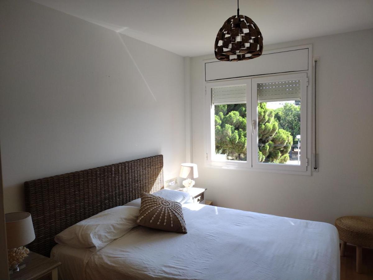 Encantador Apartamento Familiar 4 Px Con Terraza, Parking Y Wi-Fi En Llança מראה חיצוני תמונה