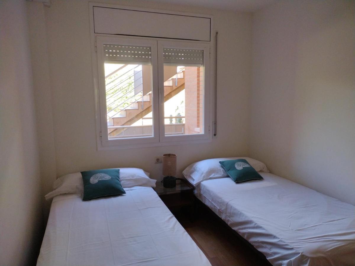 Encantador Apartamento Familiar 4 Px Con Terraza, Parking Y Wi-Fi En Llança מראה חיצוני תמונה